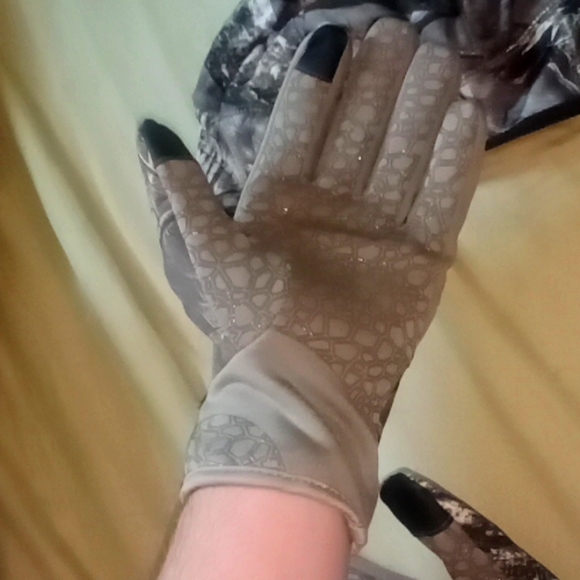 Hunt worth - Picture 1 of 4